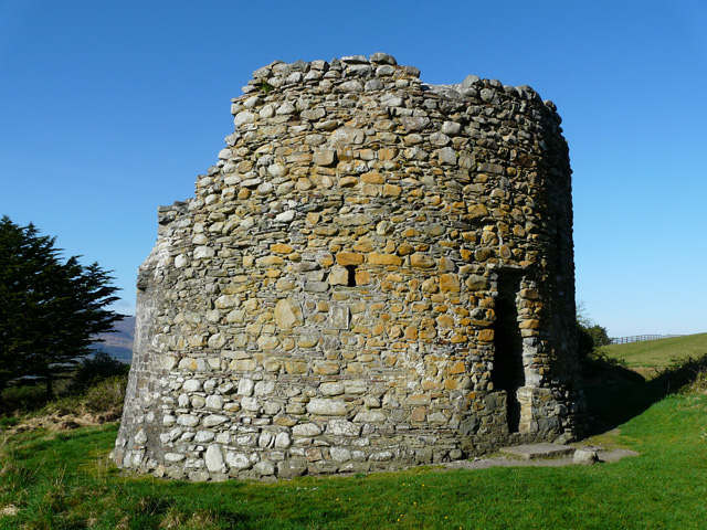 Parkavonear Castle