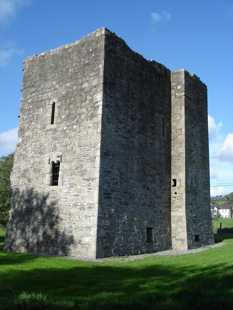 Threecastles Castle