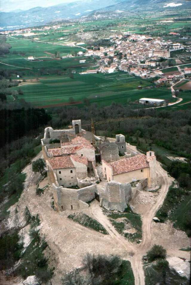 Castel Camponeschi