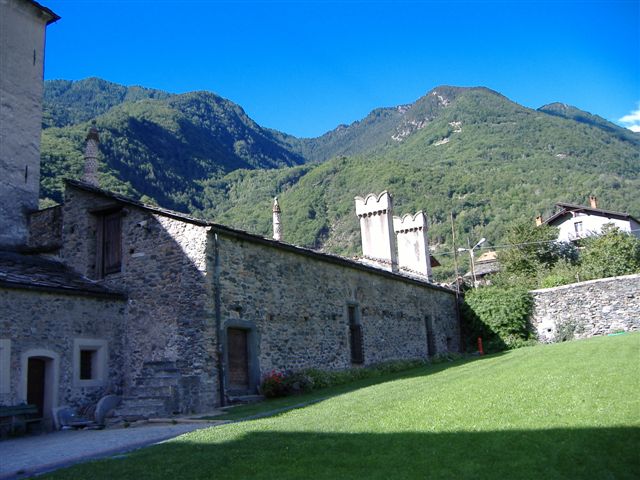 Issogne Castle