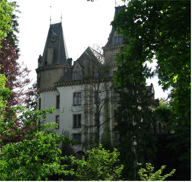 Meysembourg Castle