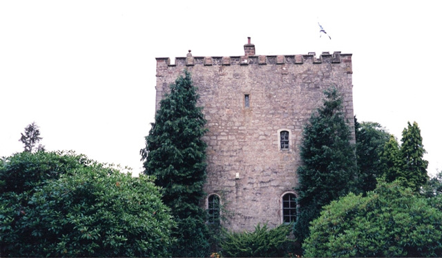 Closeburn Castle