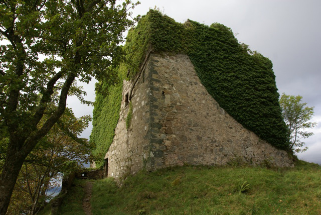 Old Castle Lachlan